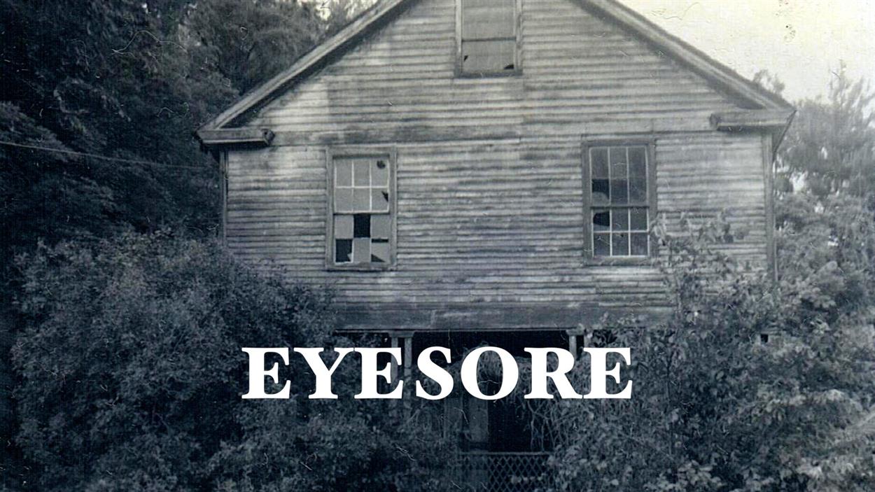 EYESORE 